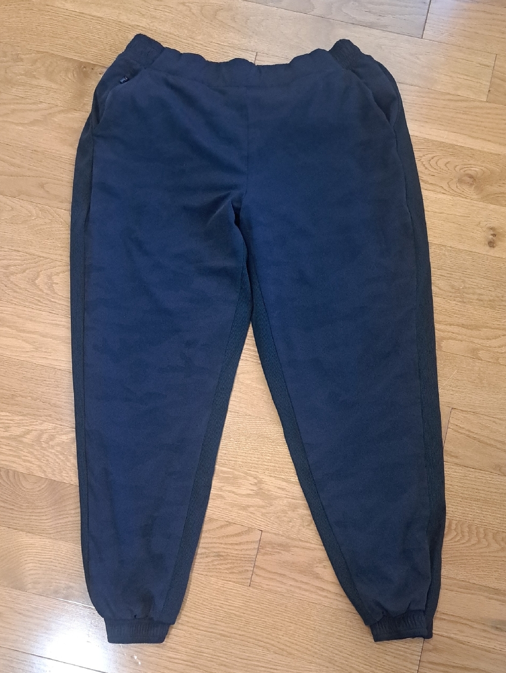 Athleta Camo Activewear Joggers